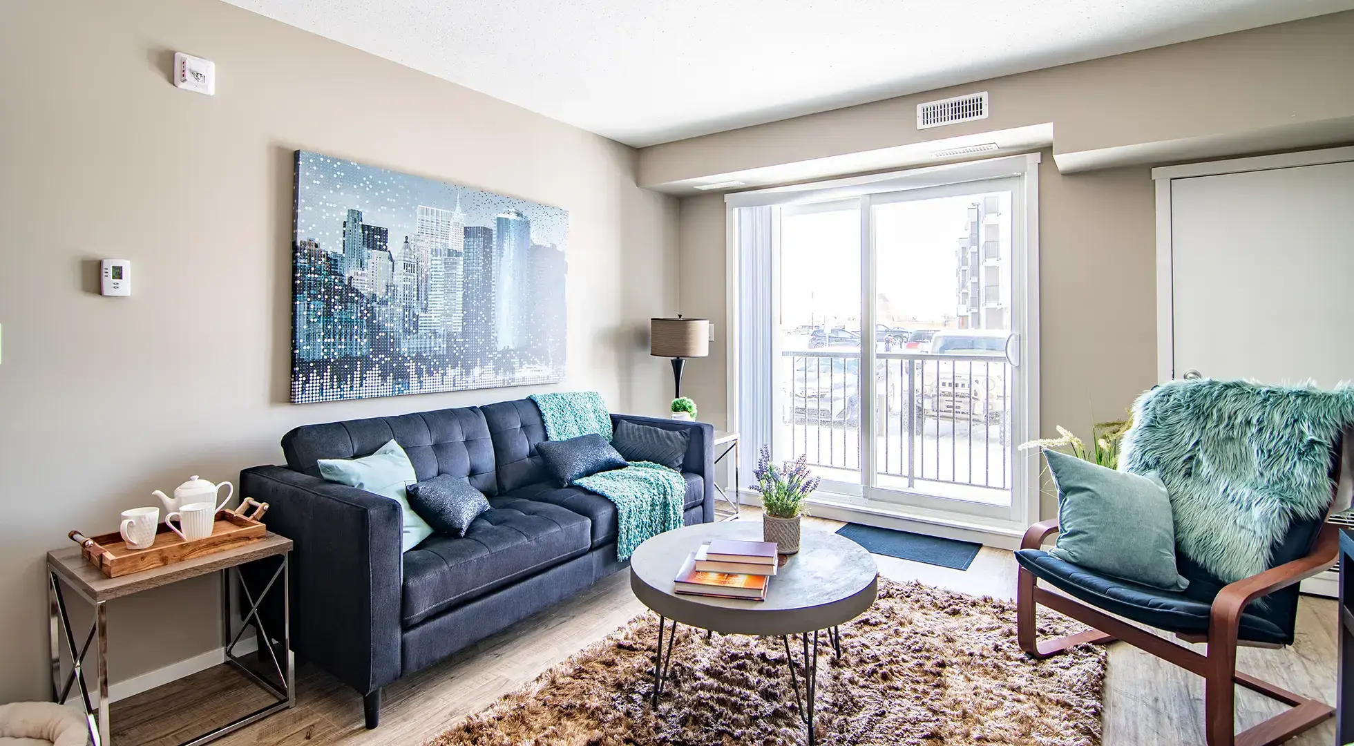 Laredo Grande — One Bedroom One Bath - Photo 4
