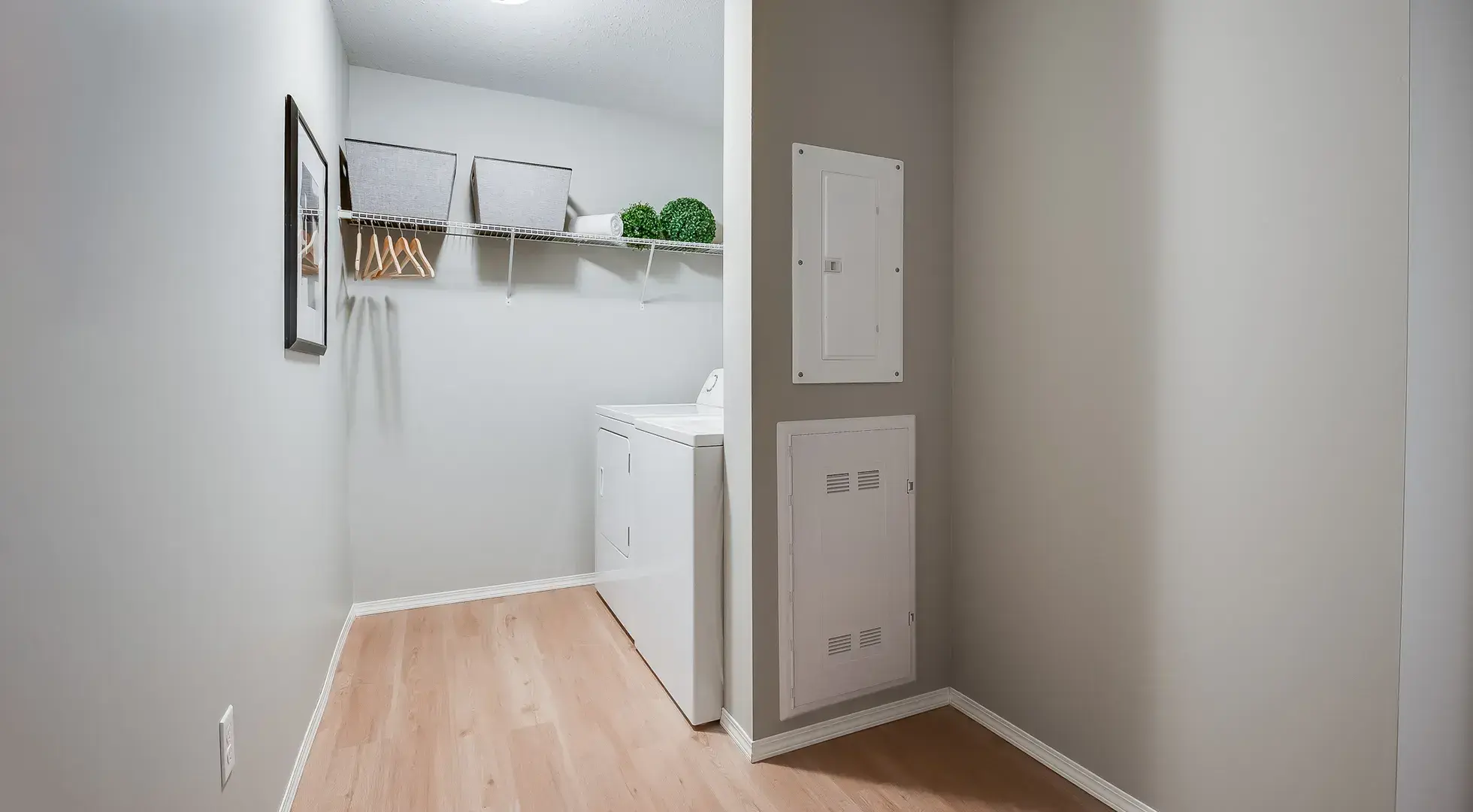 Vista Pointe — Three Bedroom One Bath - Photo 7