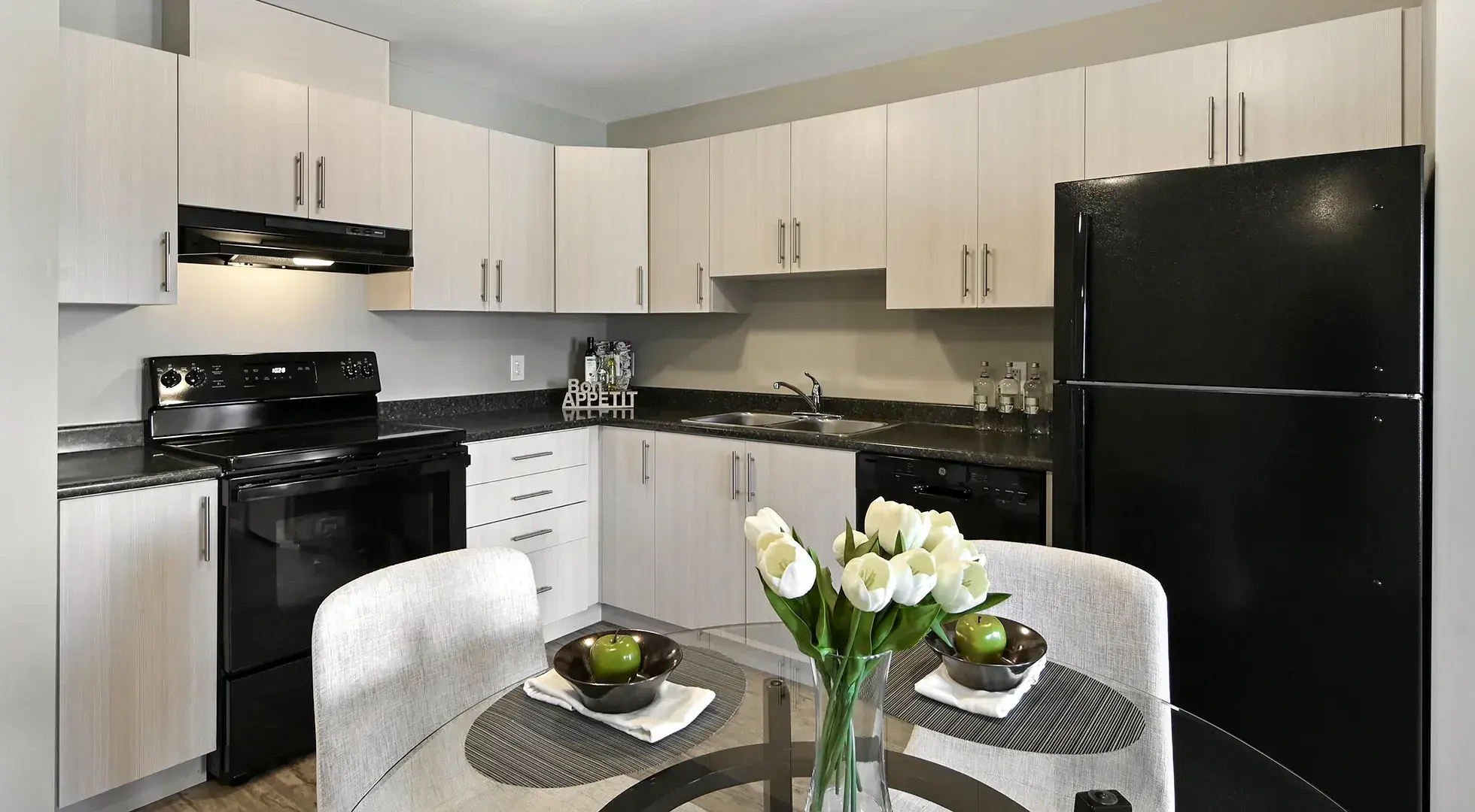 Hillcrest Village — One Bedroom One Bath - Photo 4