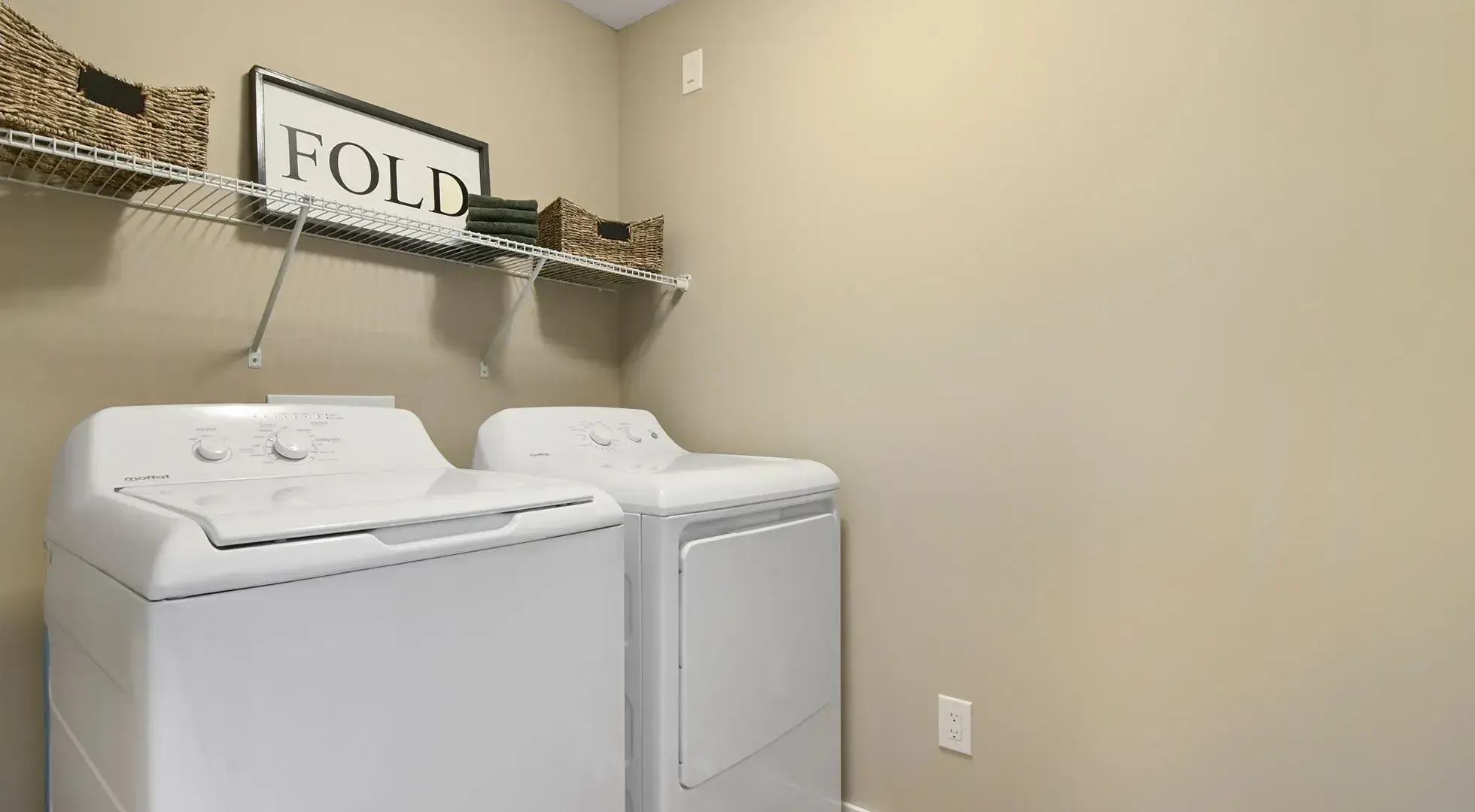 Longwood Landing — Two Bedroom Two Bath - Photo 8