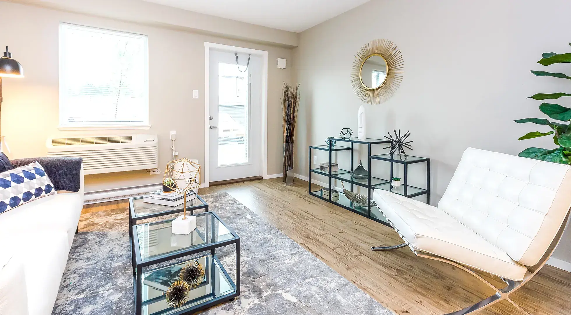 Longwood Landing — Two Bedroom Two Bath - Photo 3