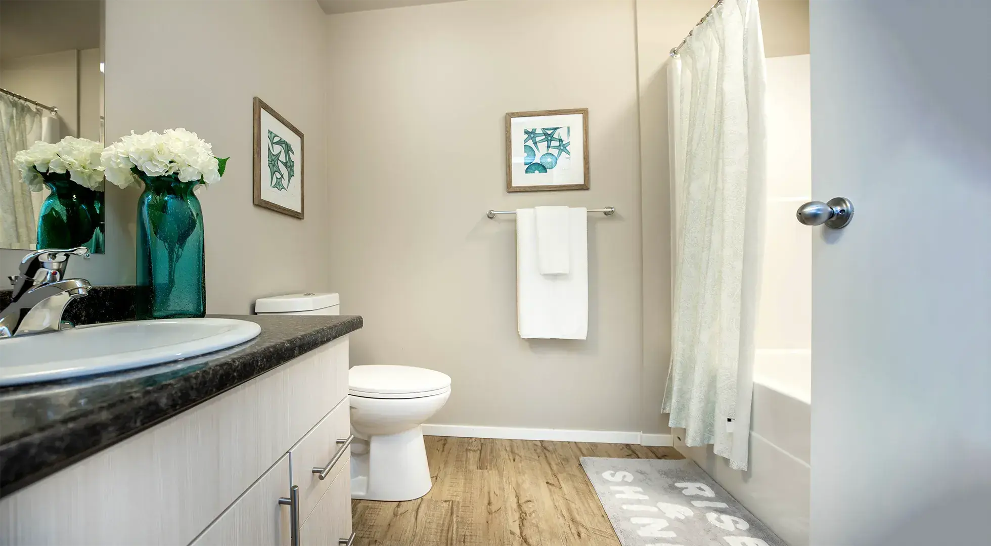 Valley Views — Three Bedroom Two Bath - Photo 7
