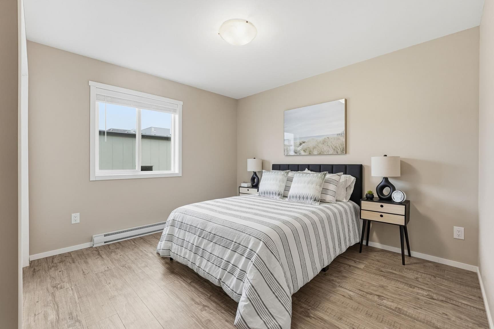 Peakside Village — One Bedroom One Bath - Photo 8