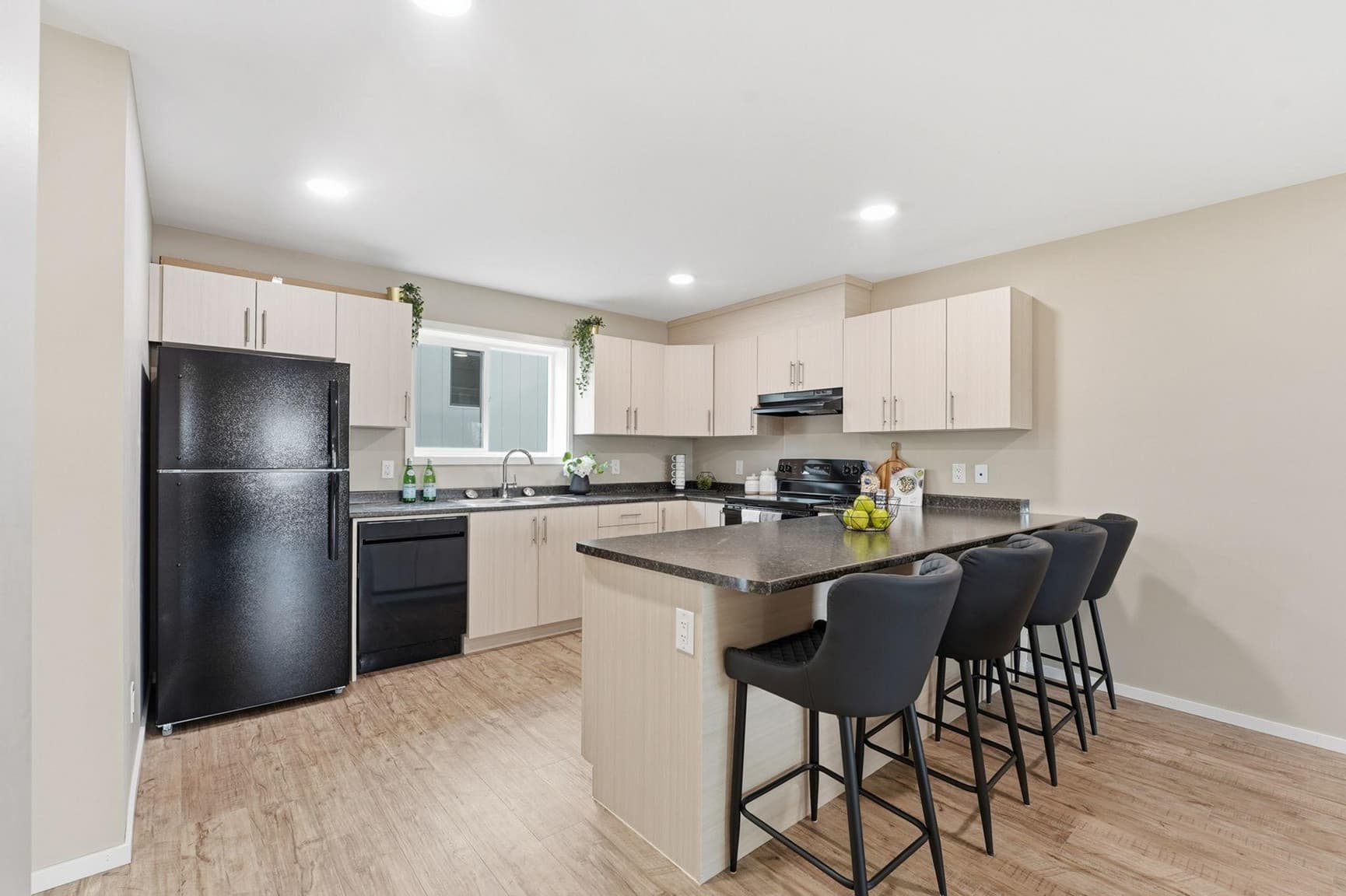 Peakside Village — One Bedroom One Bath - Photo 6