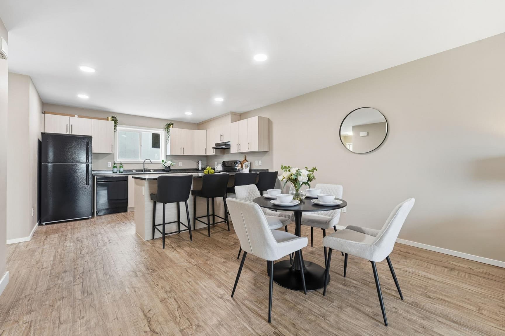 Peakside Village — One Bedroom One Bath - Photo 7