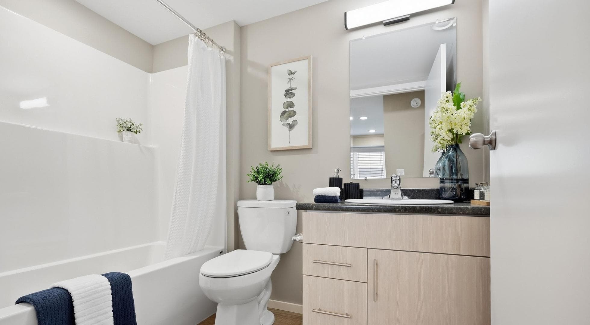 Park Village Apartments — Two Bedroom One Bath - Photo 6