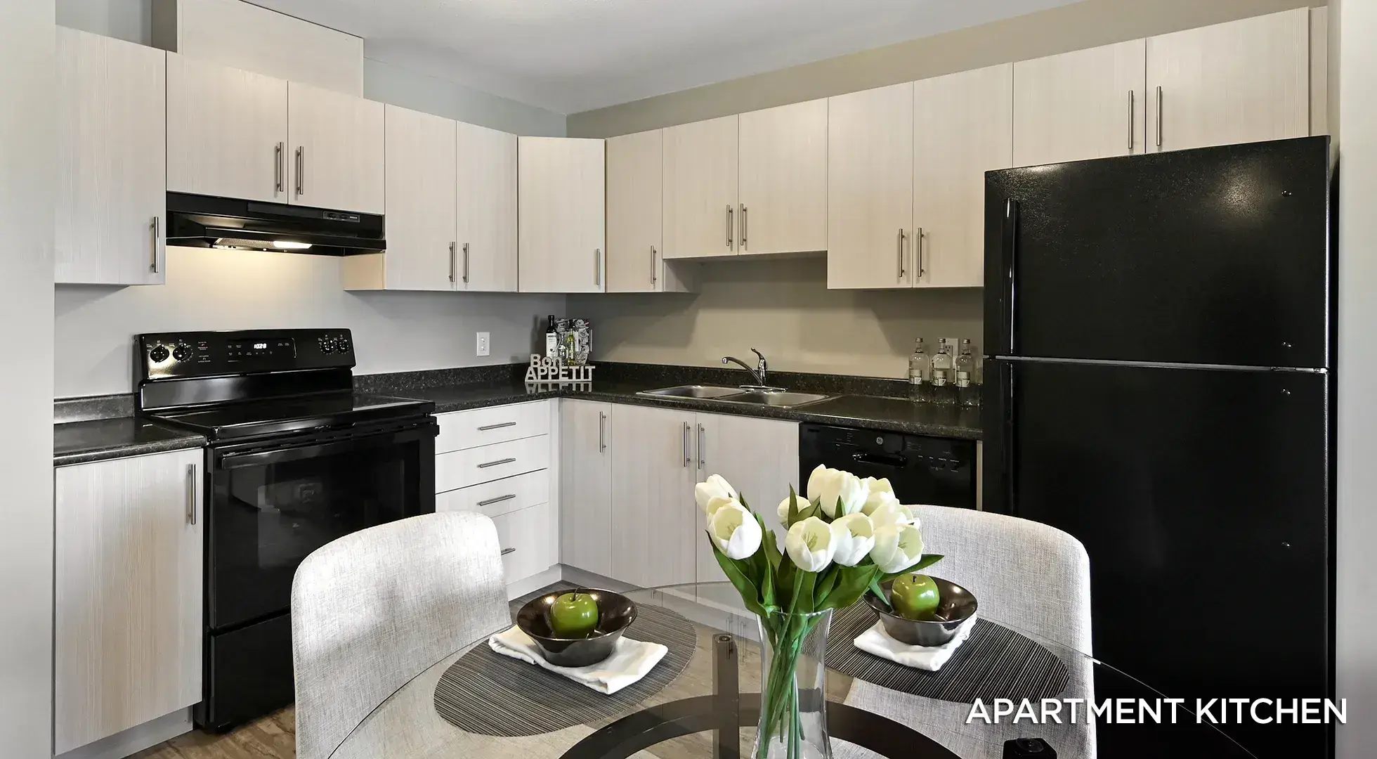 Lakeview Ridge — Three Bedroom Two Bath - Photo 6