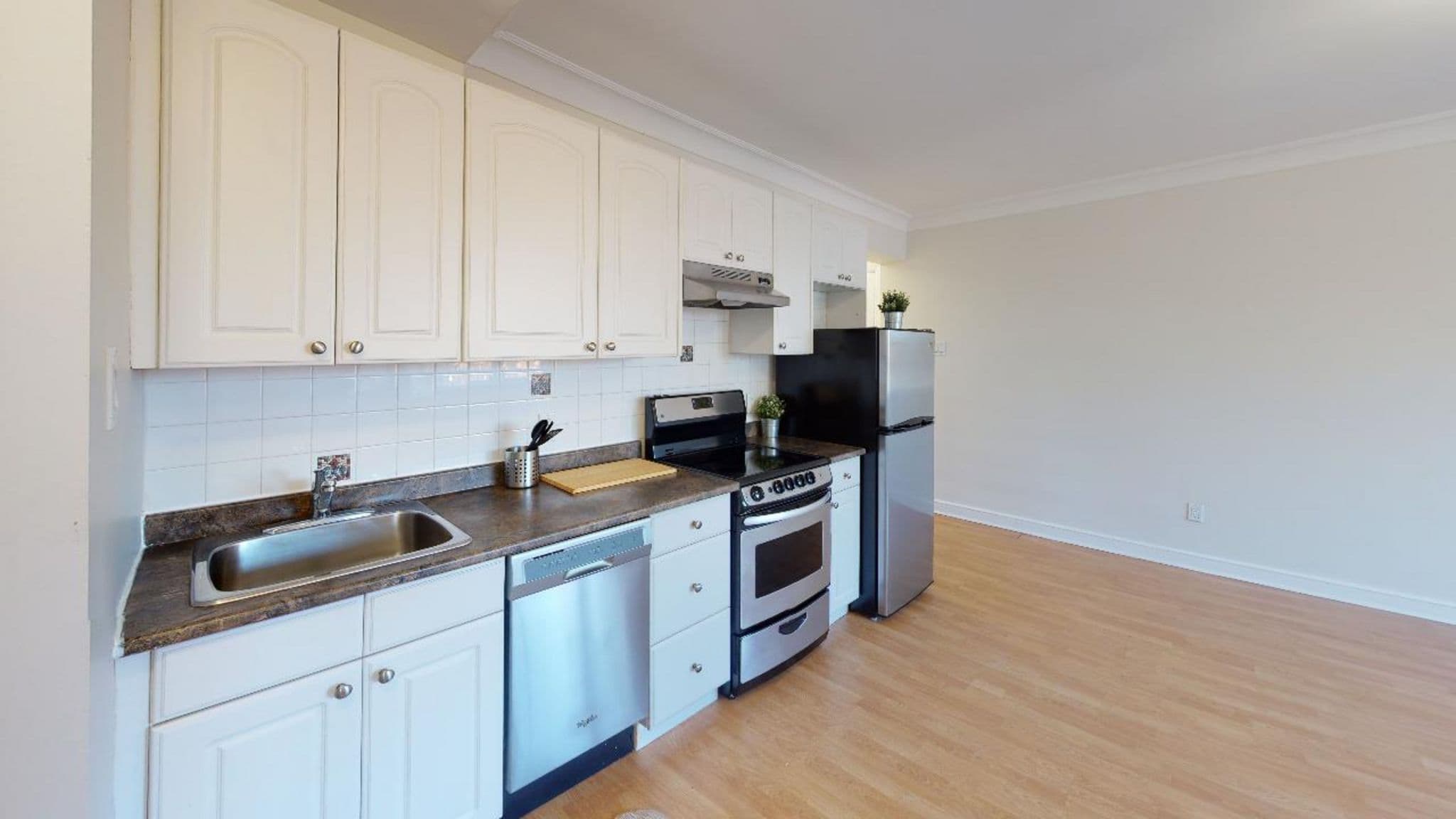 45 Somerset - Photo 5