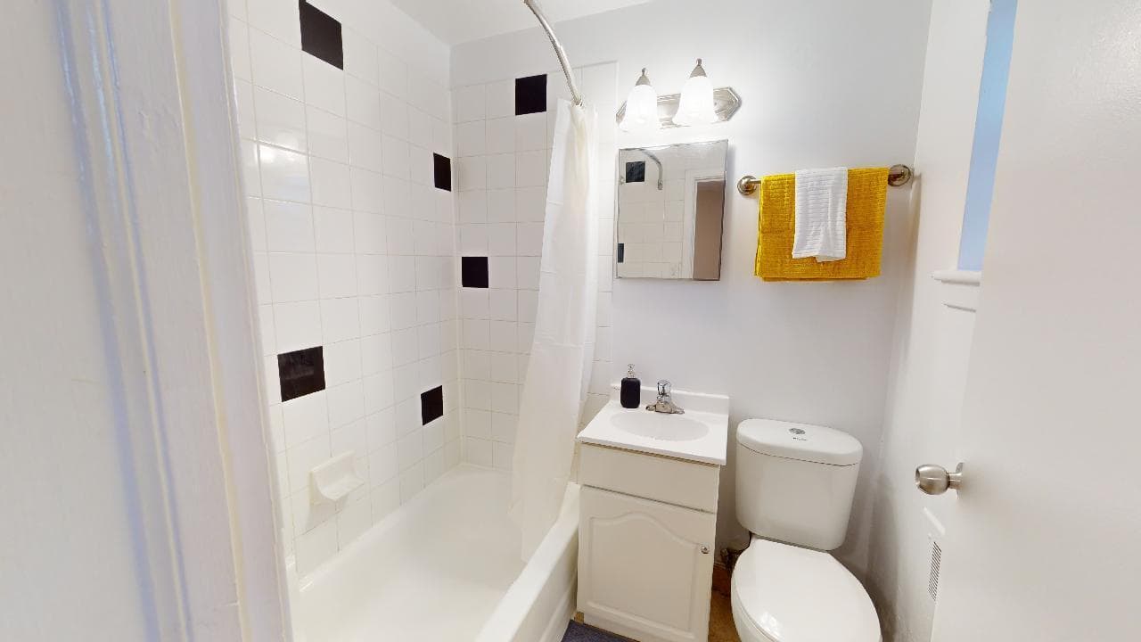 Arbor Village - 1030 & 1040 Hollington — 1030 Hollington - Plan A - Photo 8