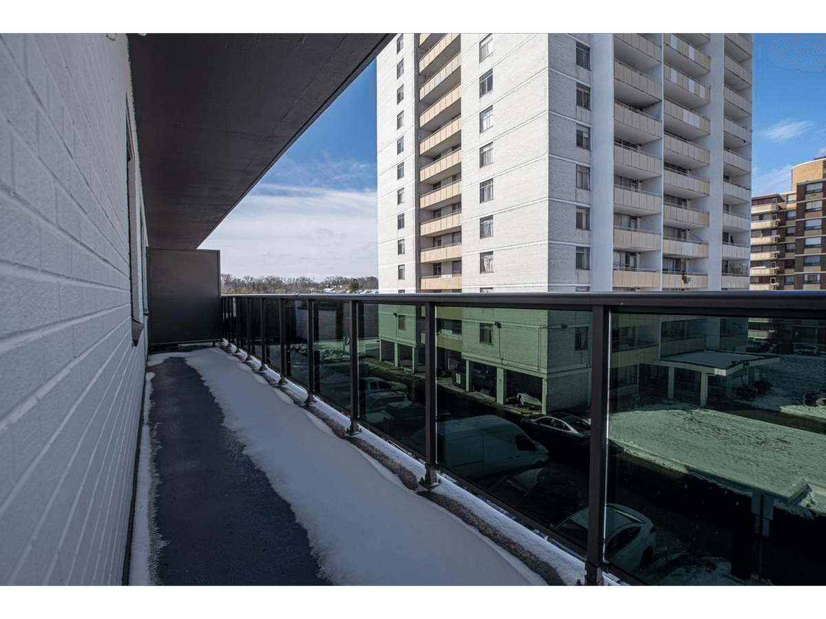 2220 Weston Road — 1 BEDROOM - Photo 19