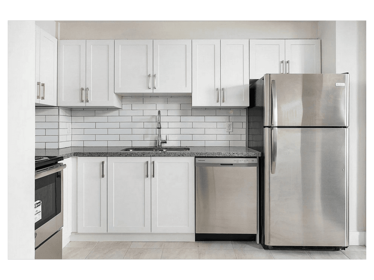 2292 Weston Road — 1 BEDROOM - Photo 6