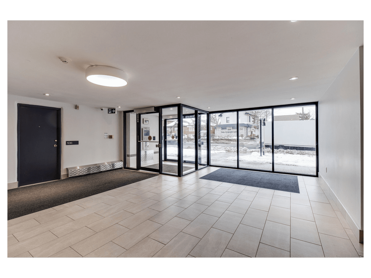2292 Weston Road — 1 BEDROOM - Photo 18