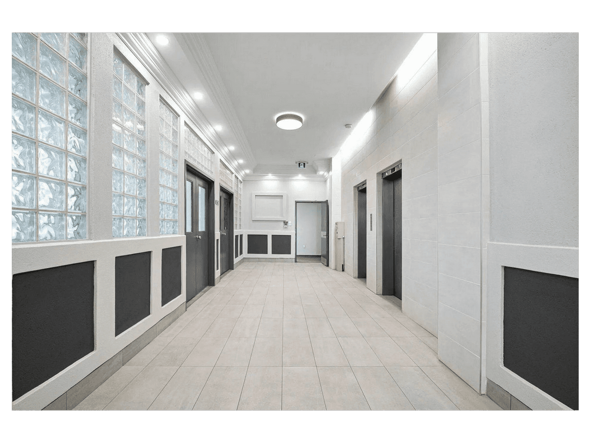 1465 Lawrence Avenue West — 1 BEDROOM - Photo 13