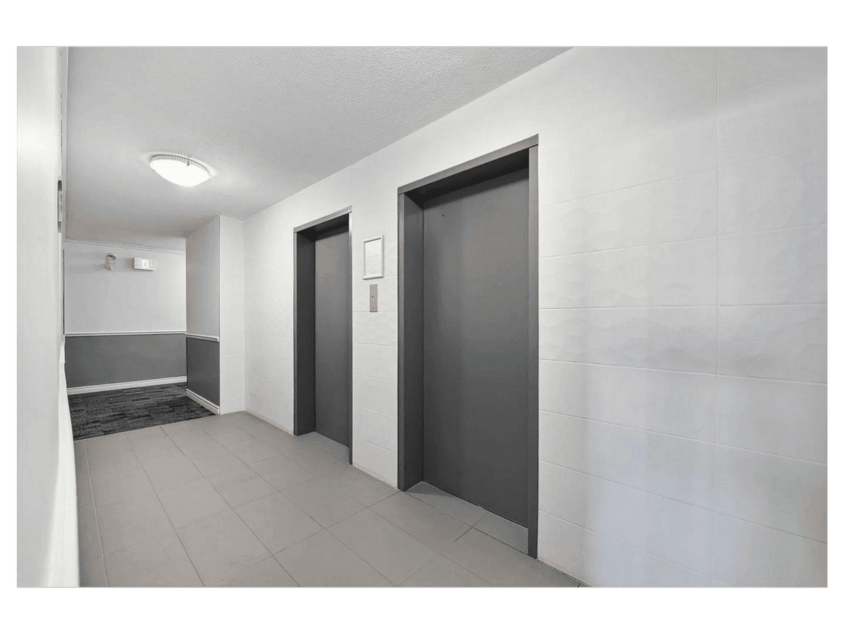 1465 Lawrence Avenue West — 1 BEDROOM - Photo 15