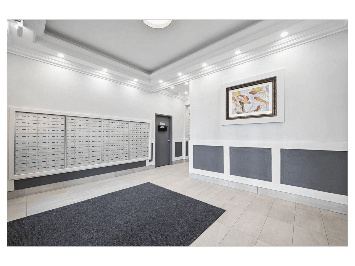 1465 Lawrence Avenue West — 1 BEDROOM - Photo 18