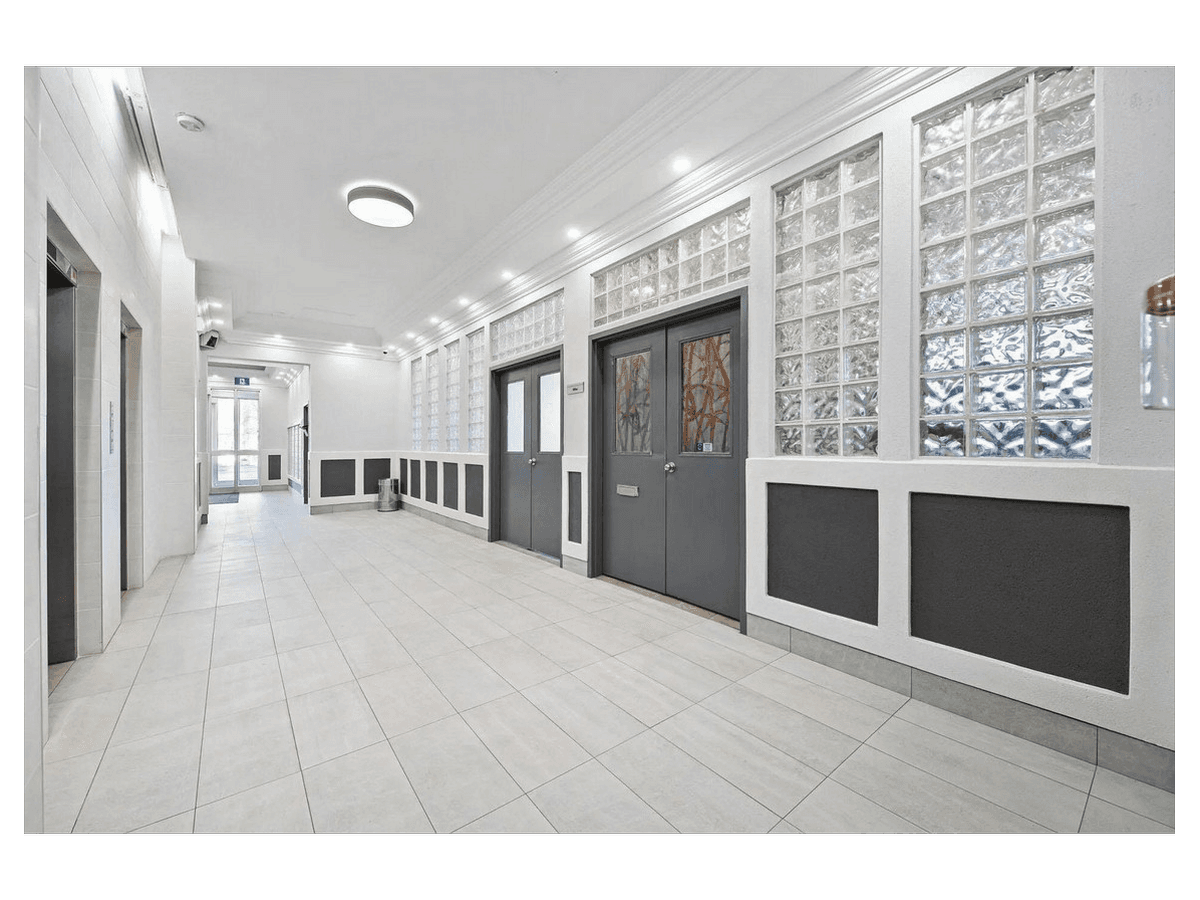 1465 Lawrence Avenue West — 1 BEDROOM - Photo 19