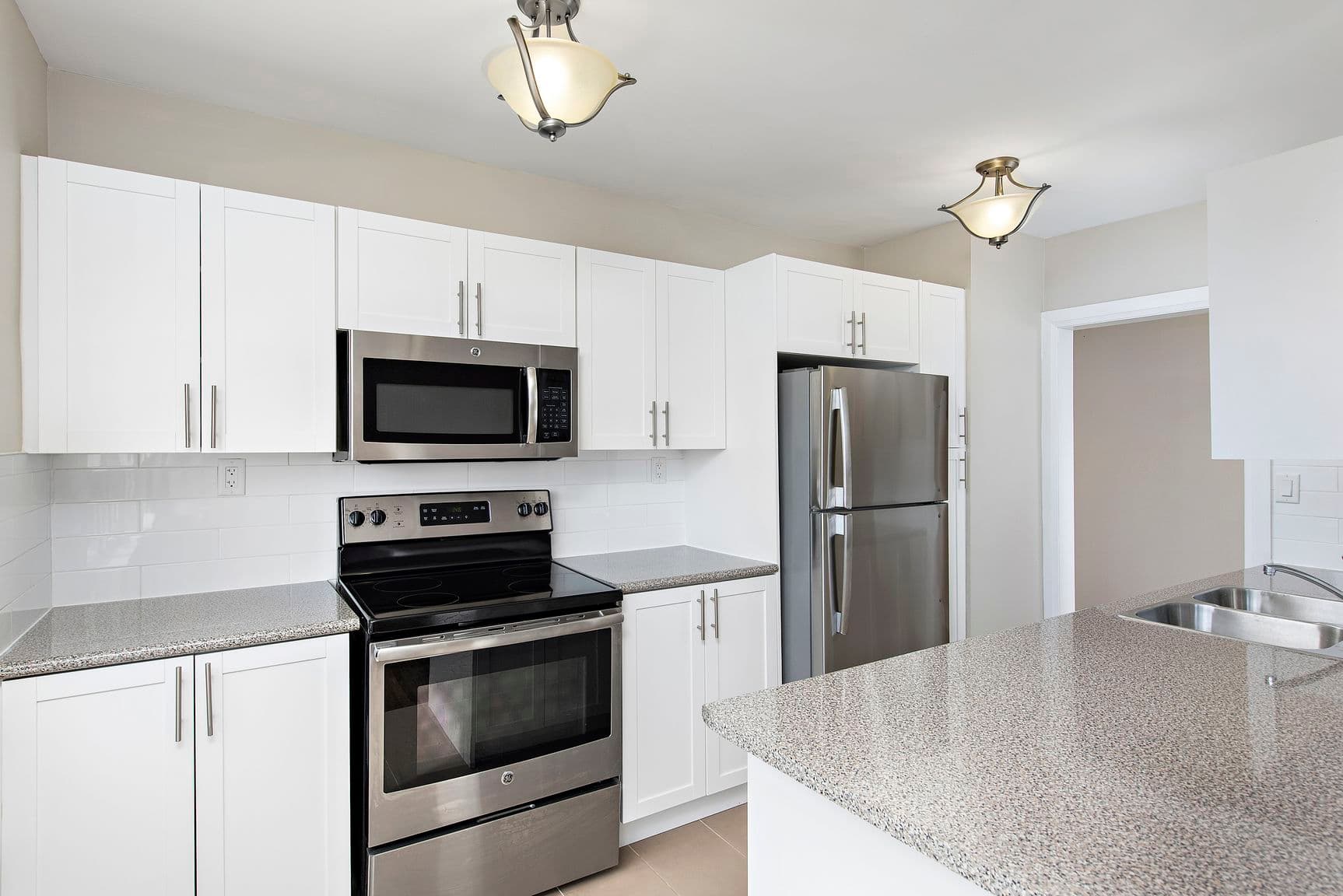 Rosseau Road Inc. — 1 Bedroom - Photo 2