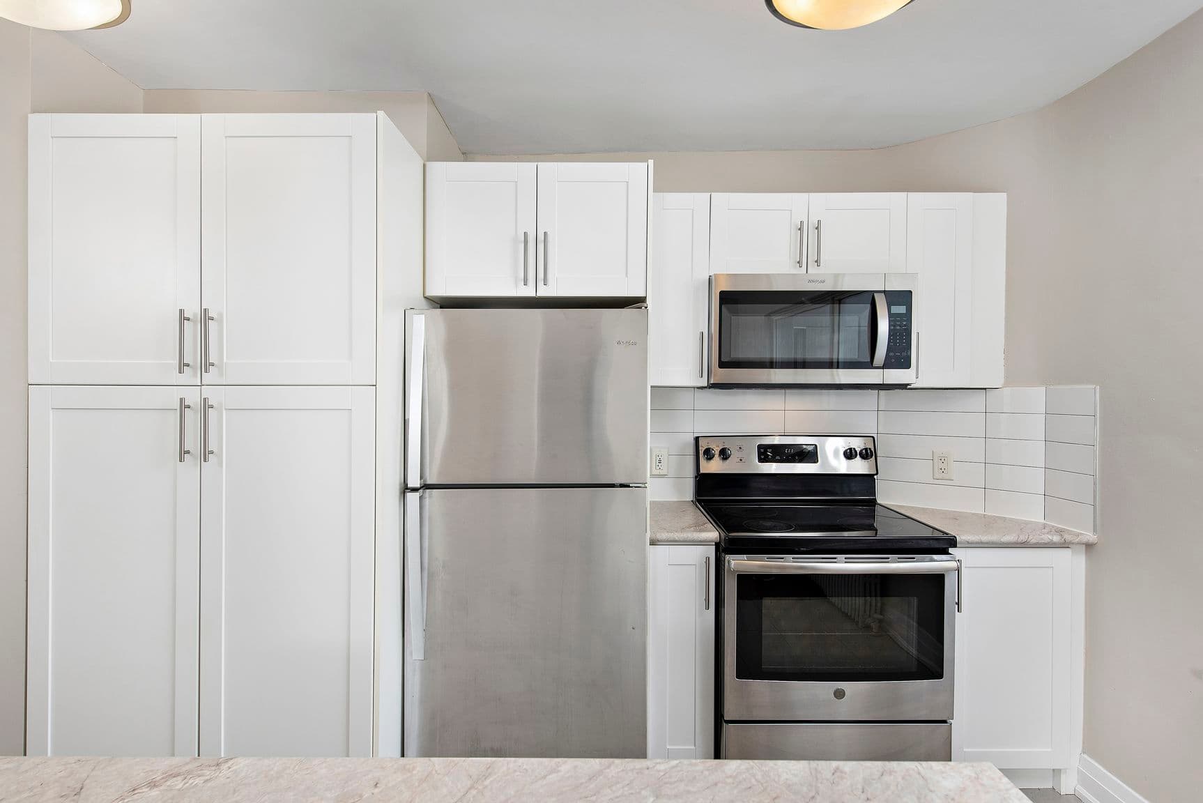Rosseau Road Inc. — 1 Bedroom - Photo 3