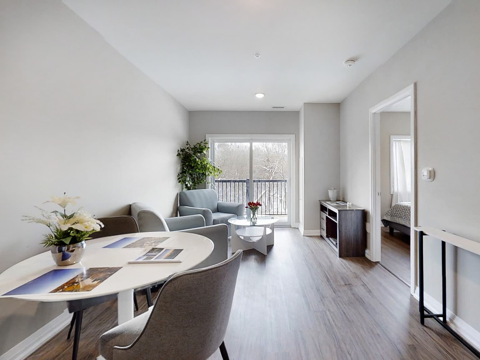 233 Dunlop — 1 Bedroom - Photo 10