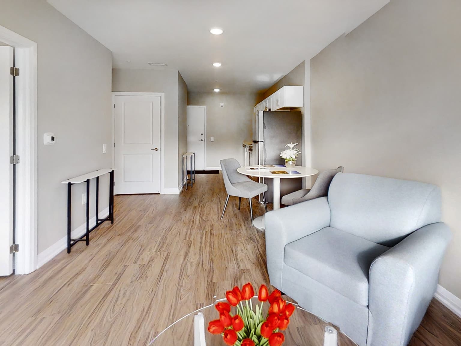 233 Dunlop — 1 Bedroom - Photo 11
