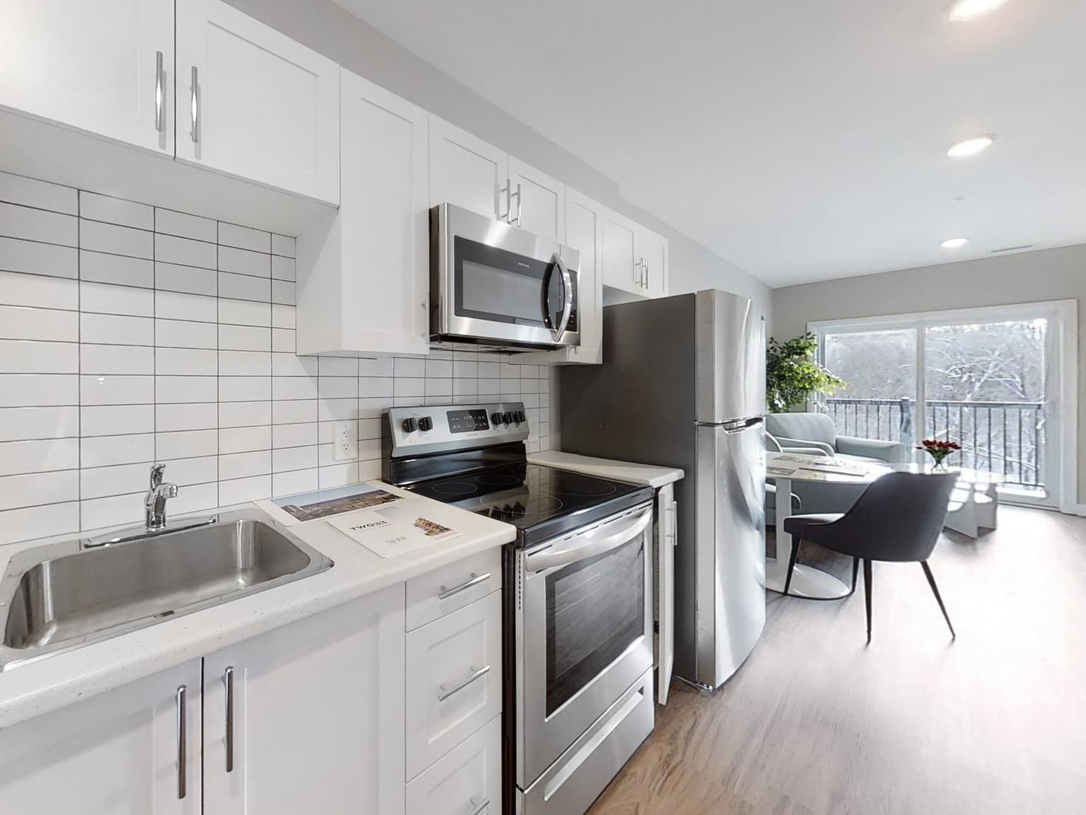 233 Dunlop — 1 Bedroom - Photo 13