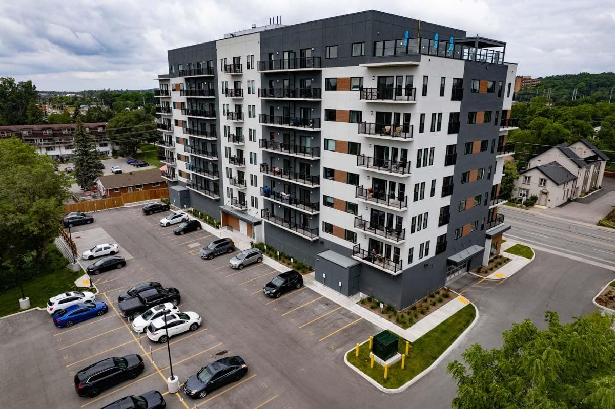 233 Dunlop — 1 Bedroom - Photo 25