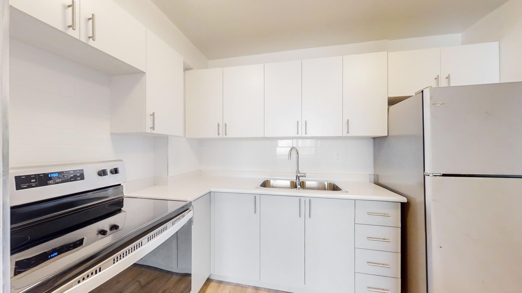 4001 Steeles Ave W. — Jr 2 Bedroom - One Month Free - Photo 9