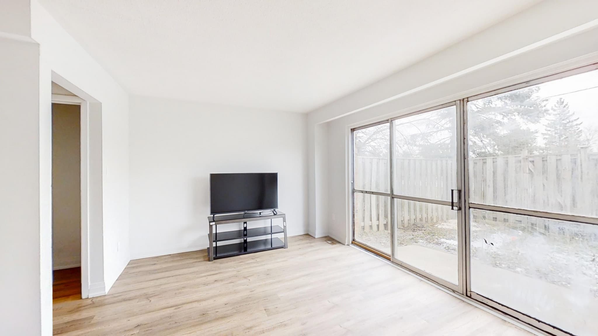 1-96 Red Cedarway — 3 Bedroom - Photo 10