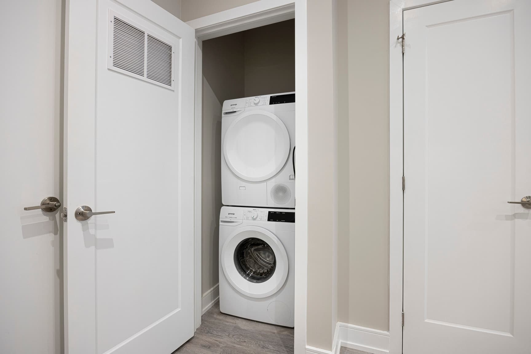 Maynard Apartments — 1 Bedroom - Photo 41