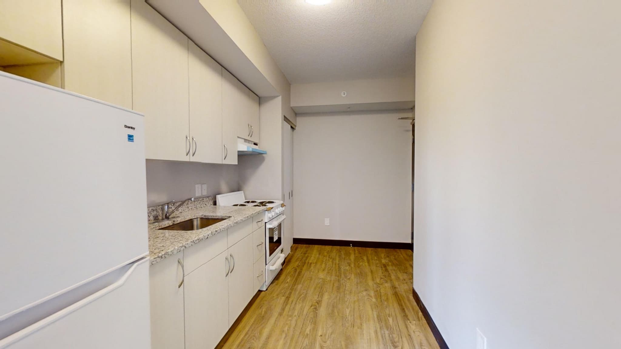 2346 Weston — 2 Bedroom - Photo 24