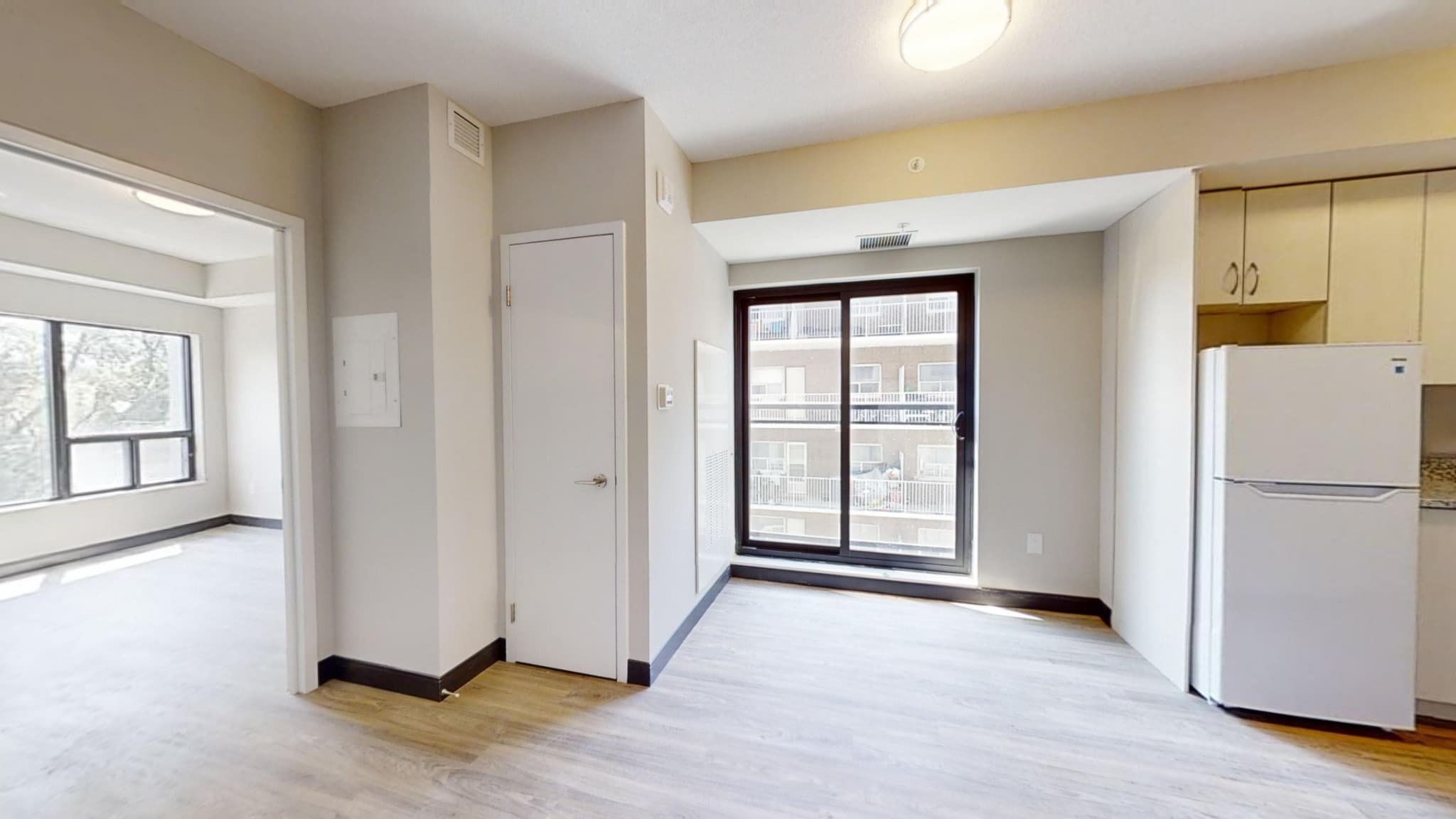 2346 Weston — 2 Bedroom - Photo 26