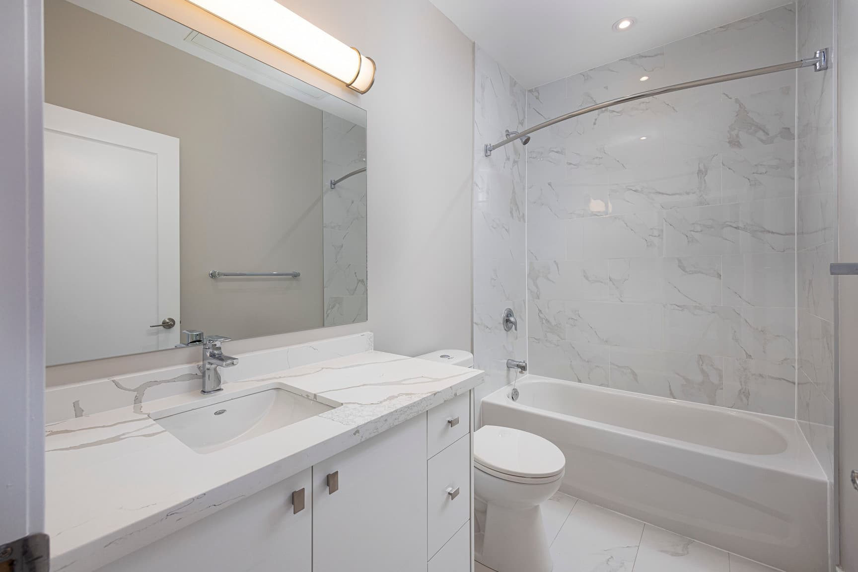 Tyndall Tower — 1 Bedroom - Photo 21