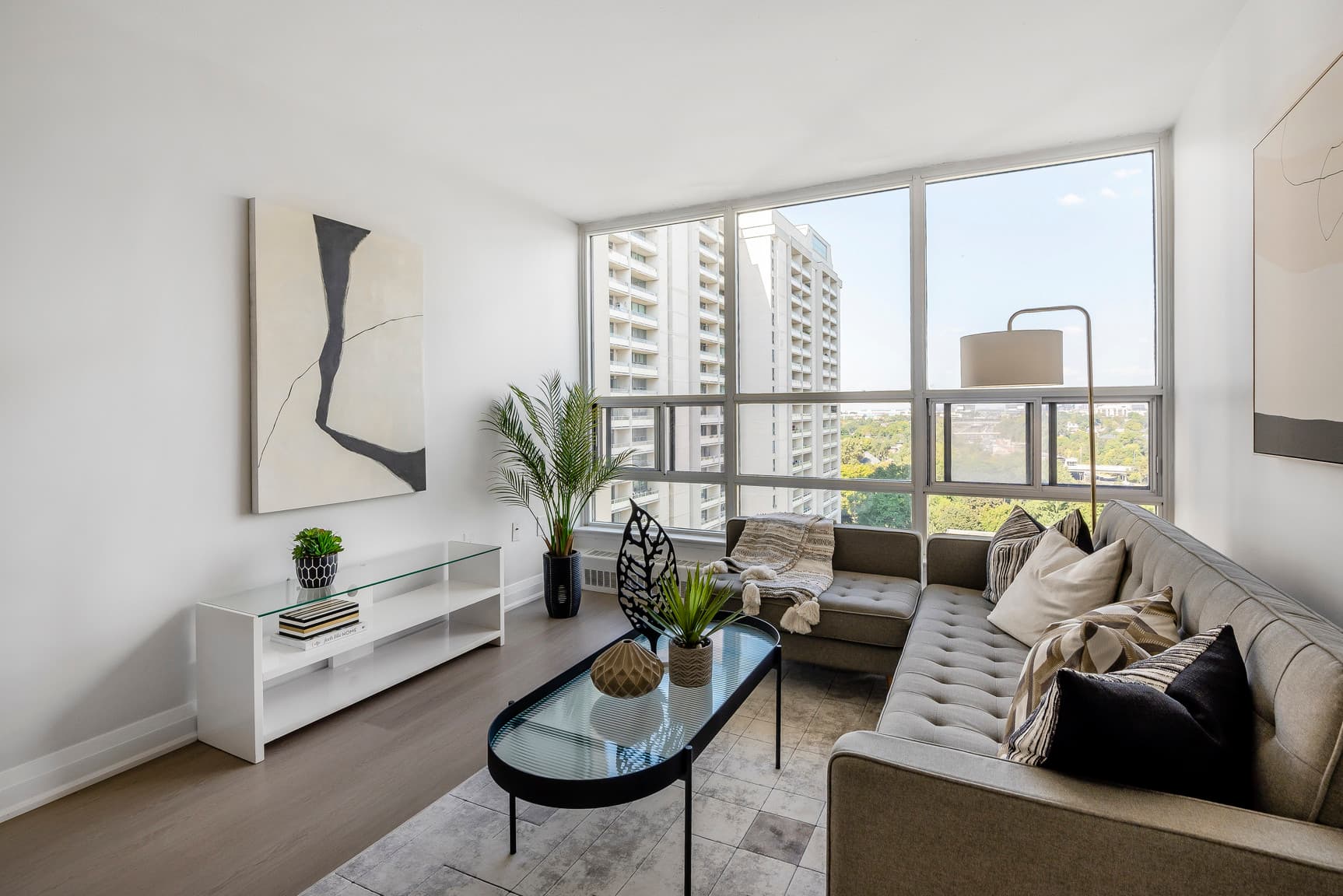 Rosebury Square — 3 Bedroom - Photo 17