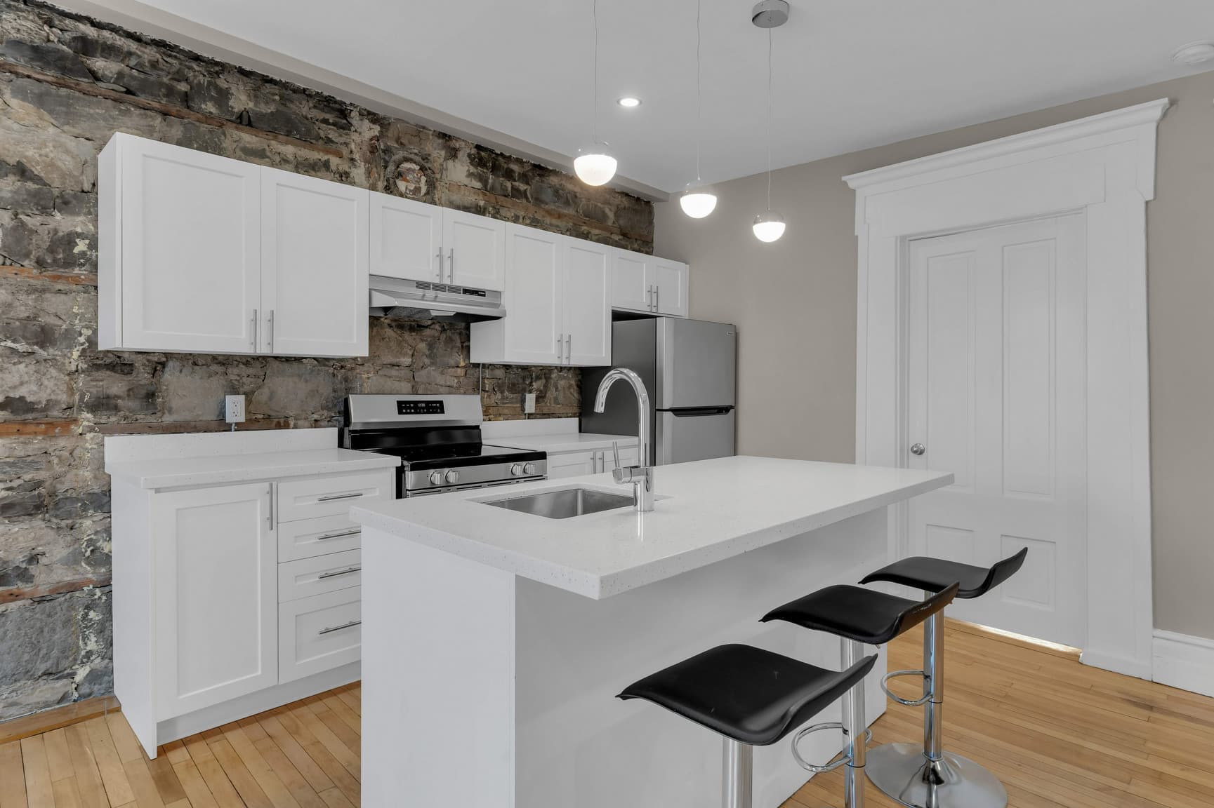 322 - Princess Street — 1 bedroom plus den - Photo 16