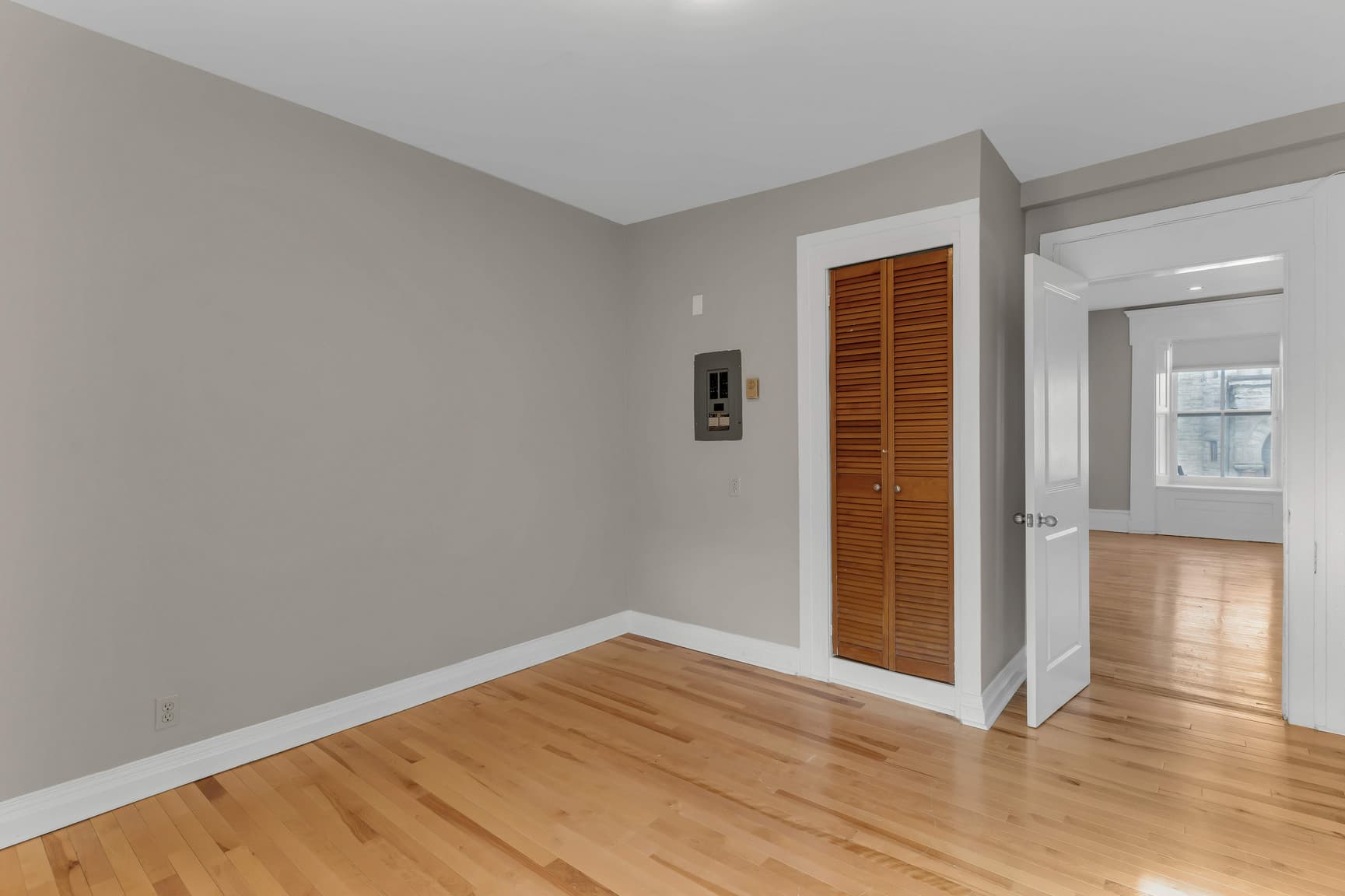 322 - Princess Street — 1 bedroom plus den - Photo 10
