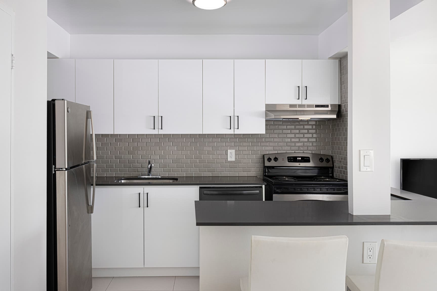 Rosebury Square — 3 Bedroom - Photo 39