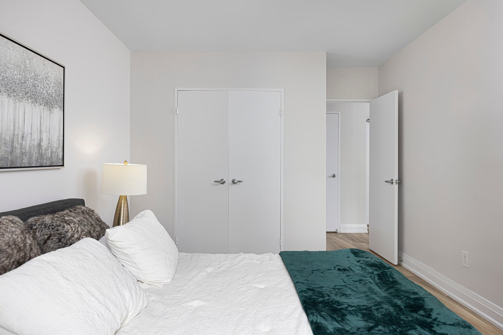 Rosebury Square — 3 Bedroom - Photo 41