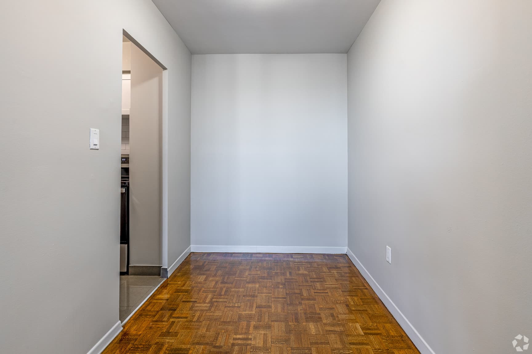 Sunrise Tower Apartments — 1 Bedroom - Photo 16