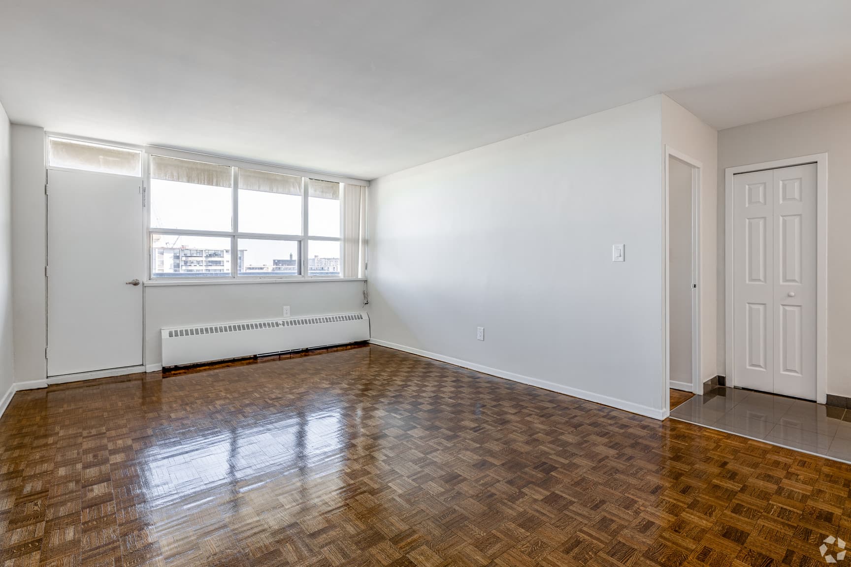 Sunrise Tower Apartments — 1 Bedroom - Photo 17