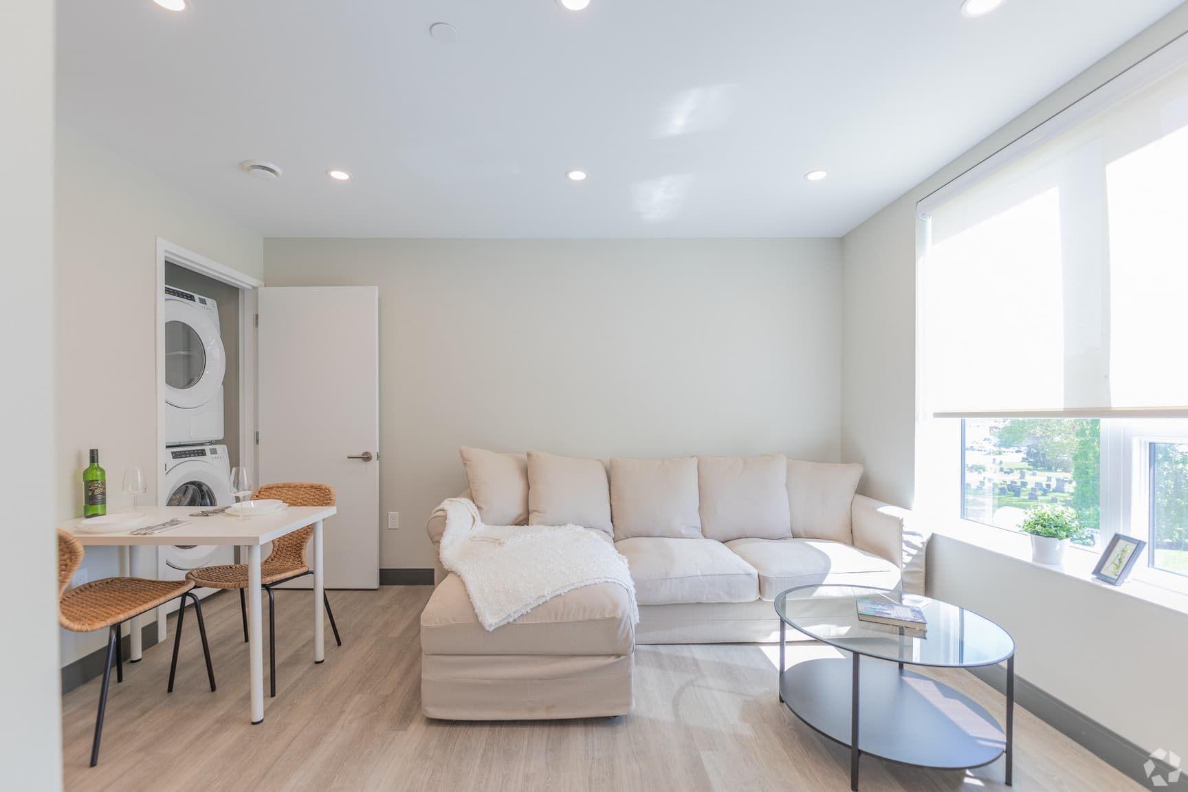 Residences on Niagara — 1 Bedroom - Photo 20