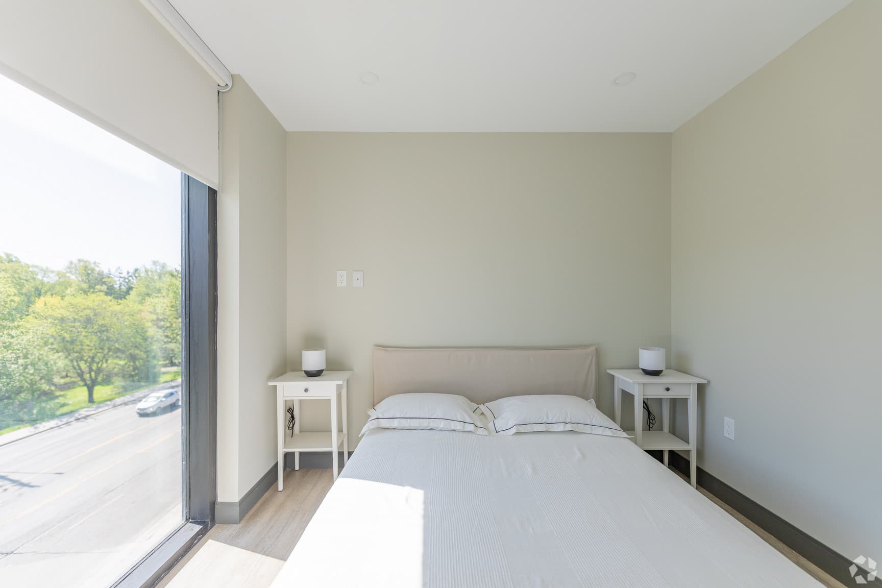 Residences on Niagara — 1 Bedroom - Photo 31