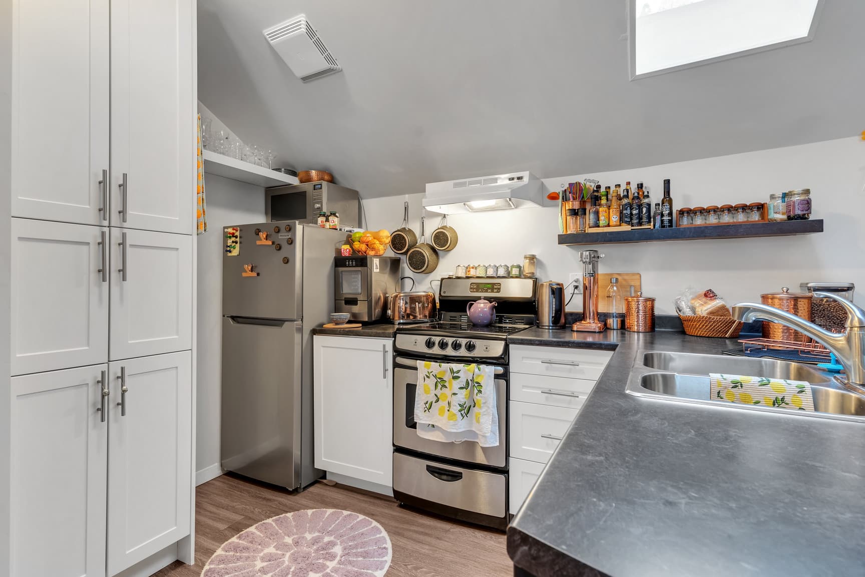 322 - Princess Street — 1 bedroom plus den - Photo 24