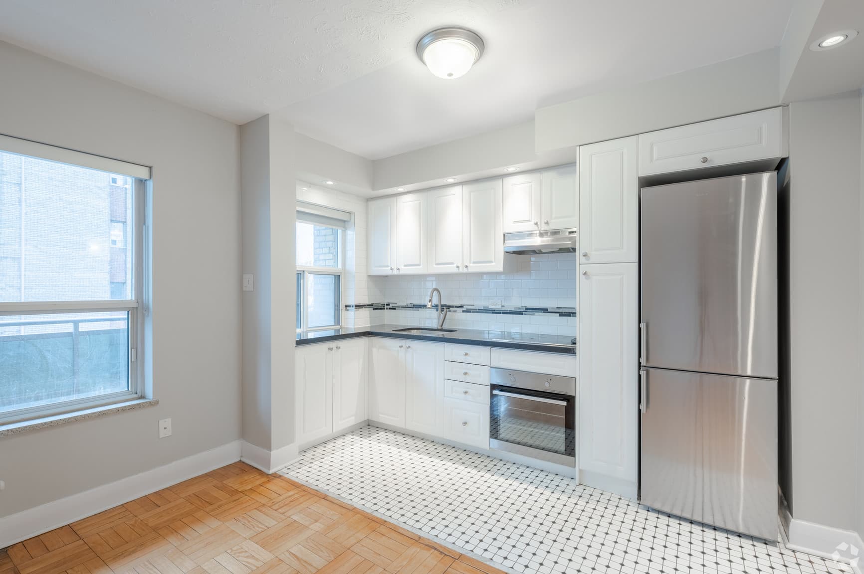 Jameson Avenue Apartments — 1 Bedroom - Photo 28