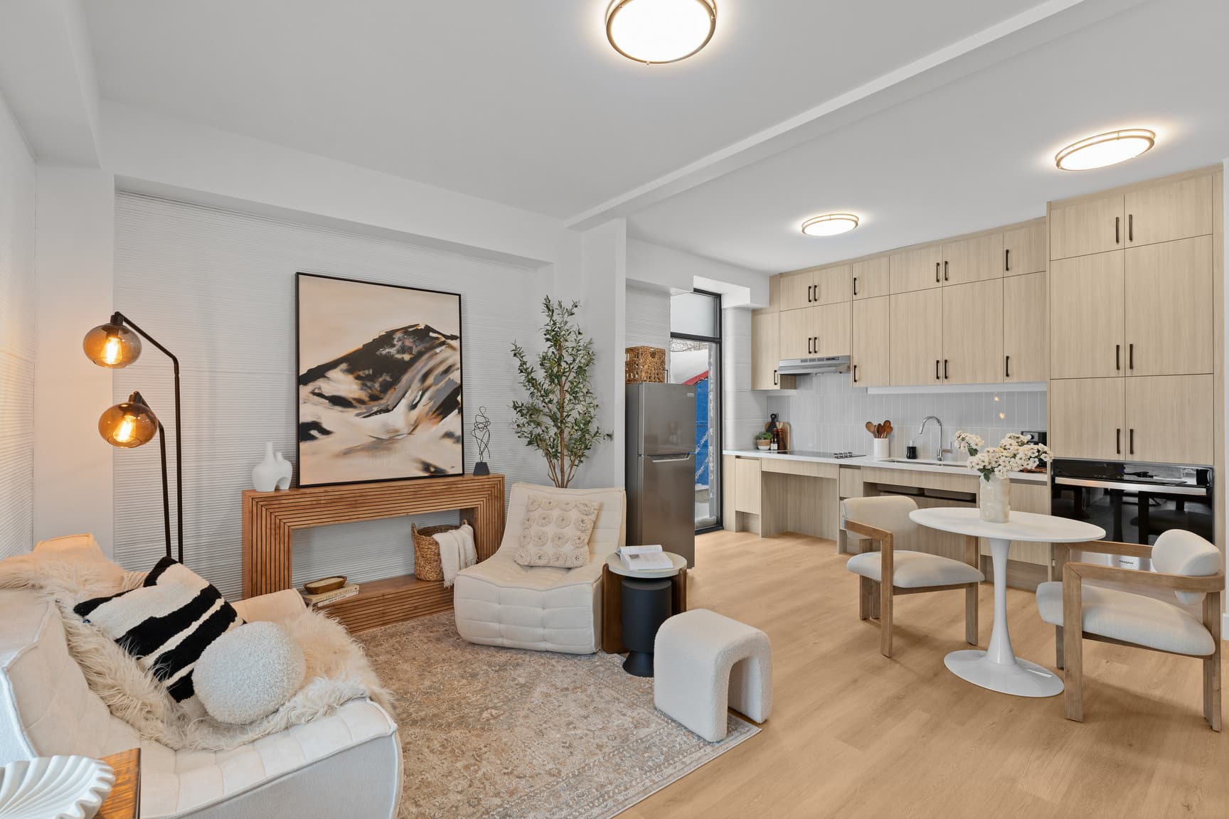 425 Fourth Street — 1 Bedroom - Photo 4
