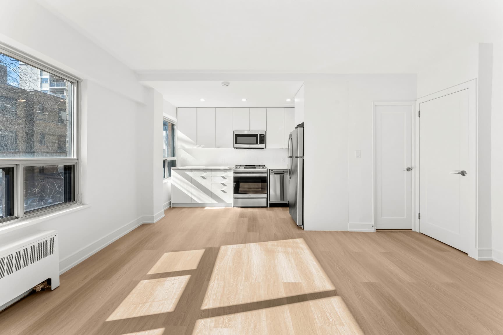 Spencer Apartments — Bachelor - Photo 27