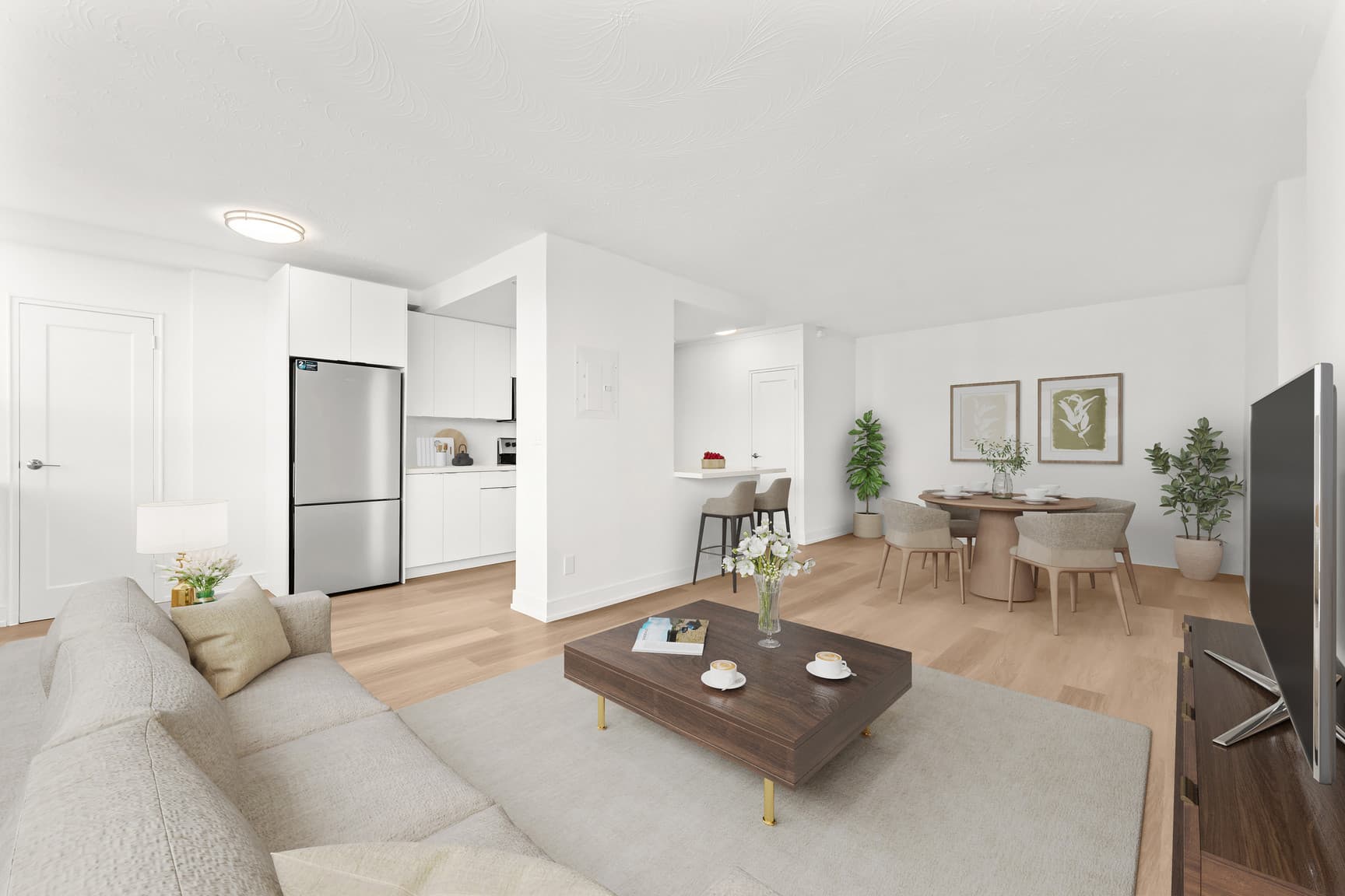 Spencer Apartments — Bachelor - Photo 6
