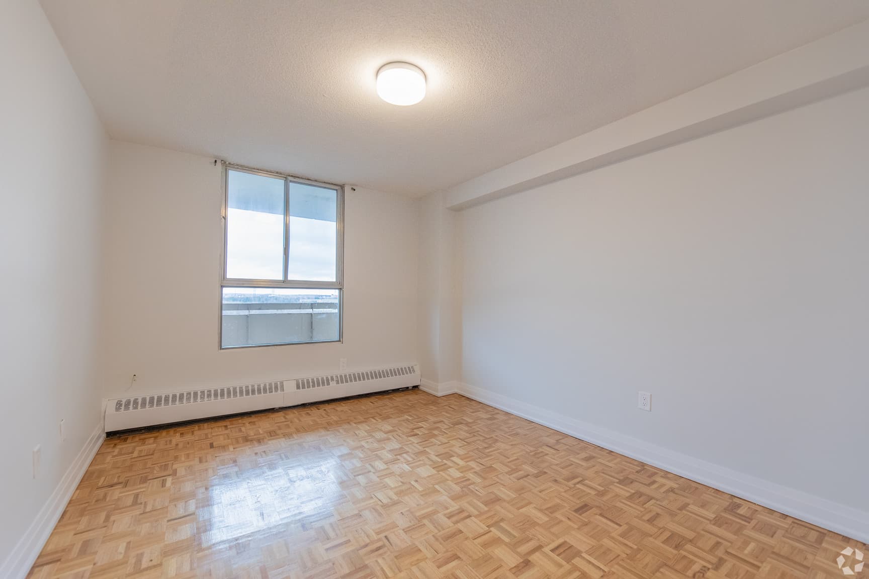 4001 Steeles Ave W. — Jr 2 Bedroom - One Month Free - Photo 25