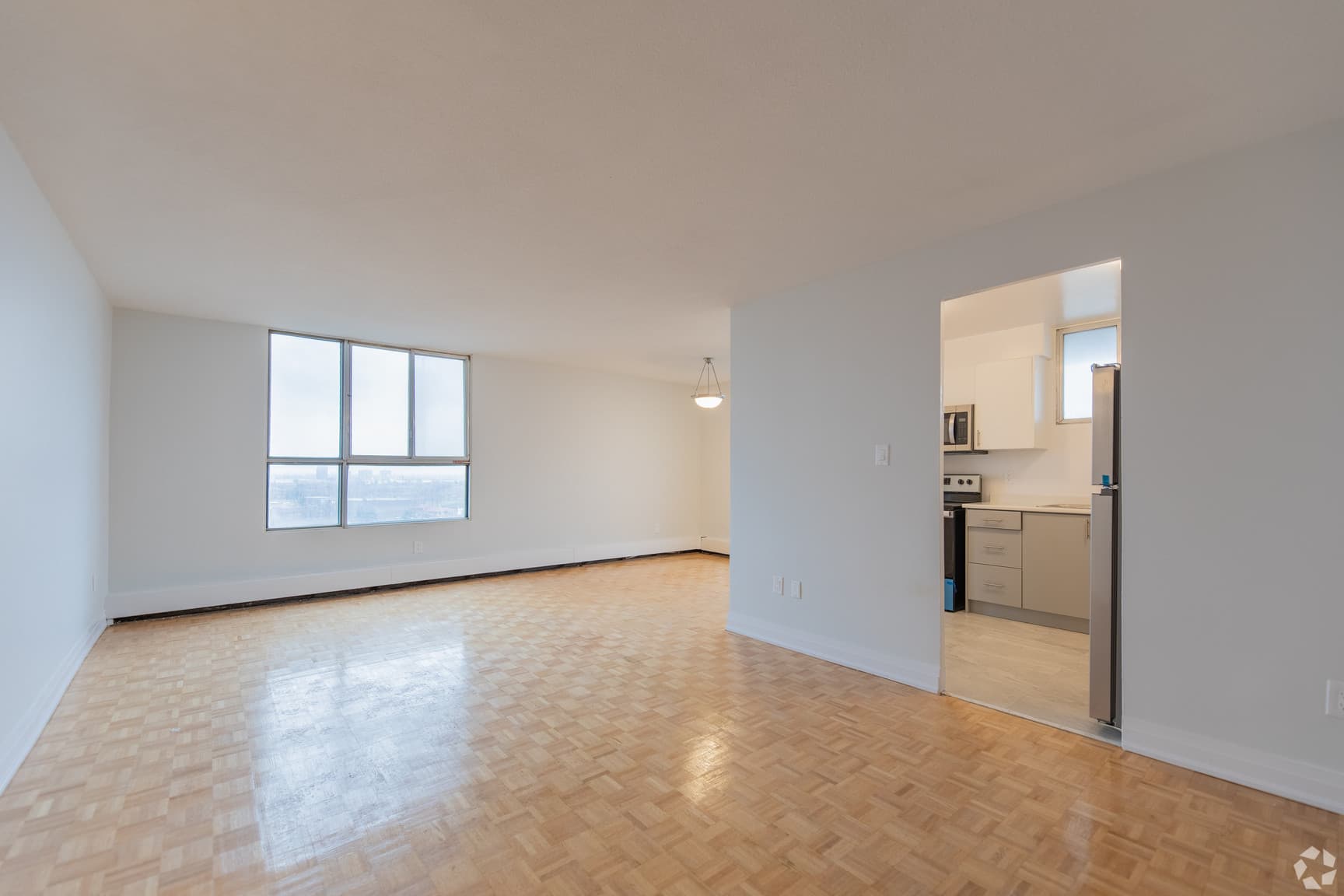 4001 Steeles Ave W. — Jr 2 Bedroom - One Month Free - Photo 26