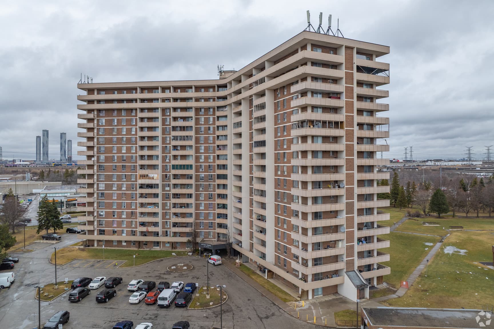 4001 Steeles Ave W. — Jr 2 Bedroom - One Month Free - Photo 27