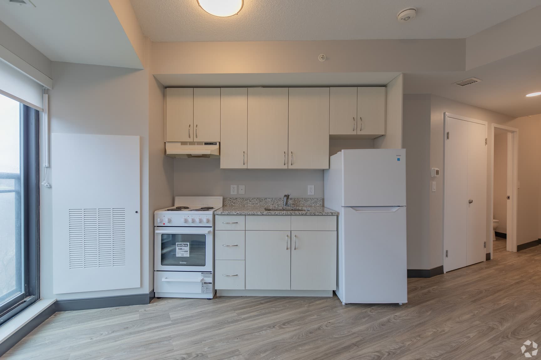 2346 Weston — 2 Bedroom - Photo 28
